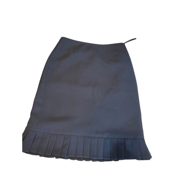 Black Pleated A-Line Skirt Womens Size 4P 100% Polyester Made In China - Picture 5 of 9